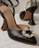 Escarpins noirs à brides