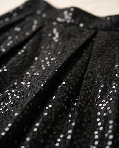 Jupe noir a sequins brodé
