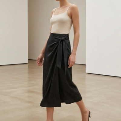 Jupe en satin drapé