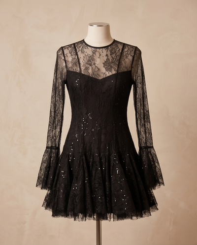 Robe en dentelle et sequins