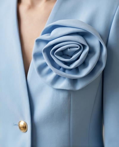 Veste rosace bleu ciel