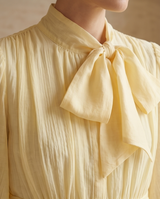 Robe vaporeuse légère jaune clair