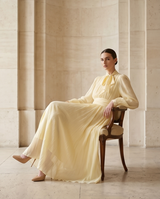 Robe vaporeuse légère jaune clair